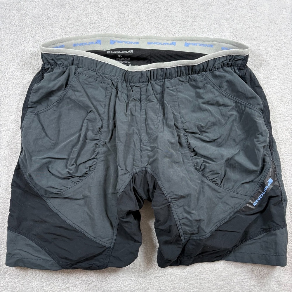 Endura Cycling Shorts Womens XL‎ Gray Black Colorblock Padded Athletic Biker